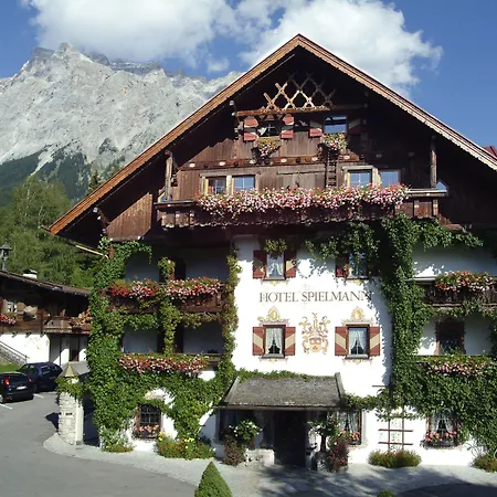 Spielmann فندق 4*